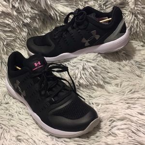 Under Armour Black tennis shoes. NWT